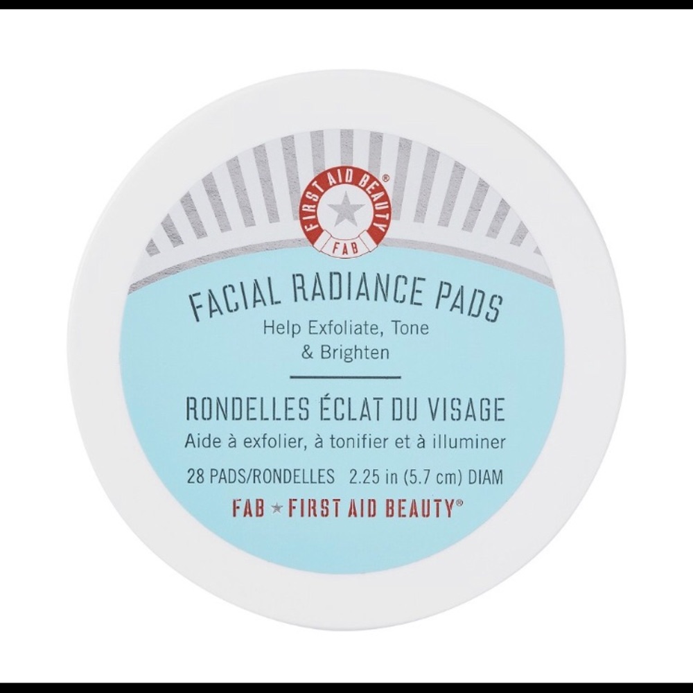 First Aid Beauty's Facial Radiance Pads
